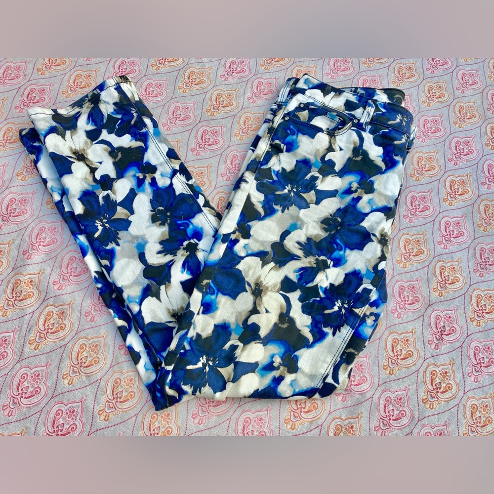 White & Blue Floral Slim Ankle Rhinestone Denim Jeans - Picture 3 of 13